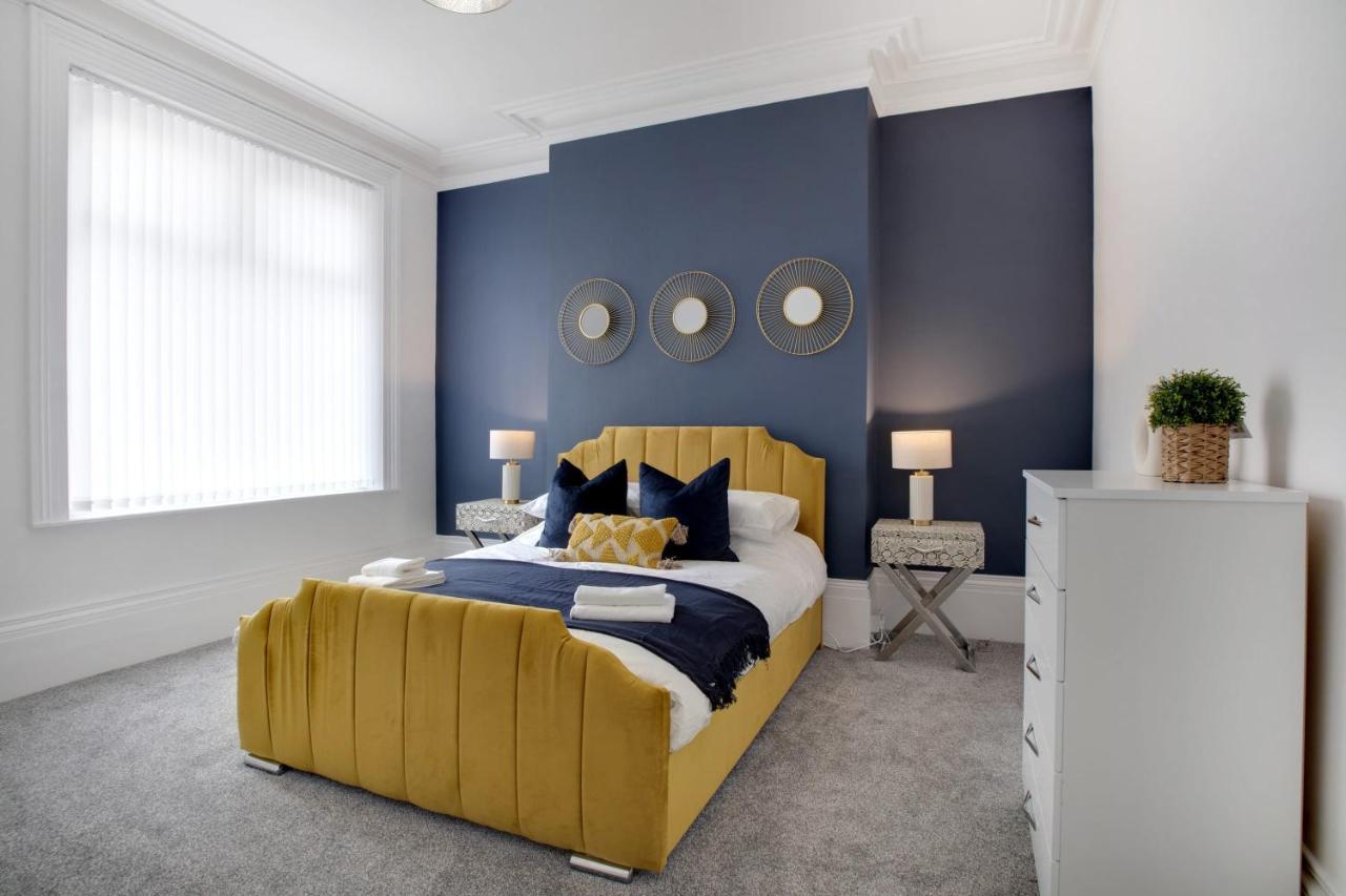 Stunning 4-Bedroom, 2 Bathrooms In Sunderland Sunderland  Extérieur photo